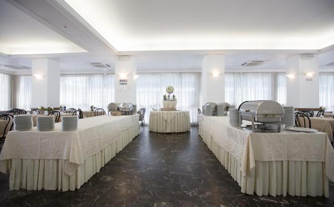Фото отеля Aiglon Hotel