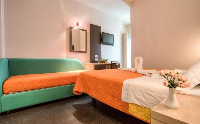 Фото отеля Aiglon Hotel