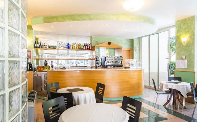 Фото отеля Aiglon Hotel