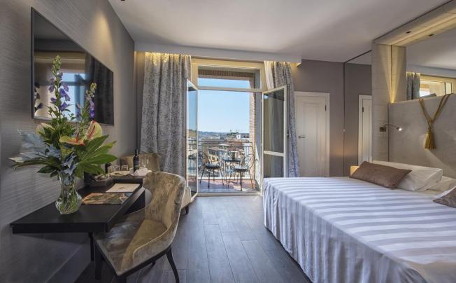 Фото отеля Sina Bernini Bristol Hotel