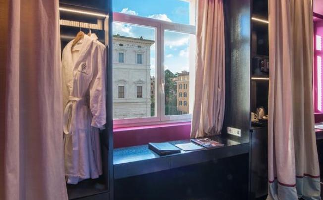 Фото отеля Sina Bernini Bristol Hotel