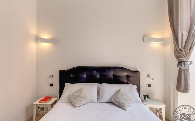 Фото отеля Roma Termini Suites