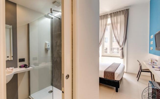 Фото отеля Roma Termini Suites