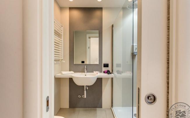 Фото отеля Roma Termini Suites