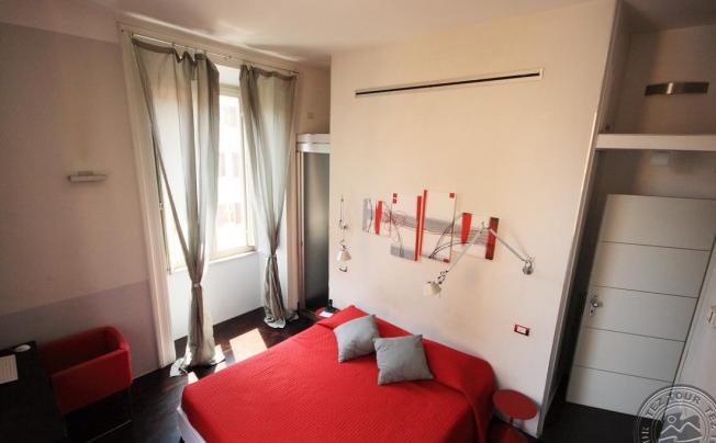 Фото отеля Roma Termini Suites