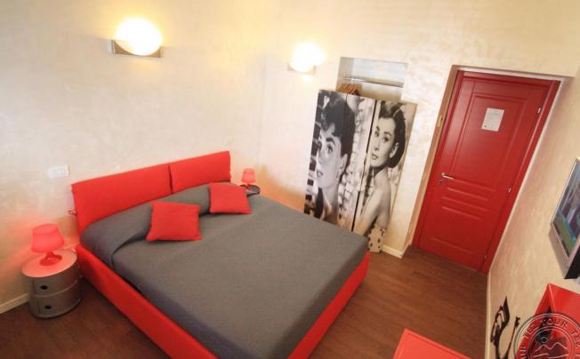 Фото отеля Roma Termini Suites