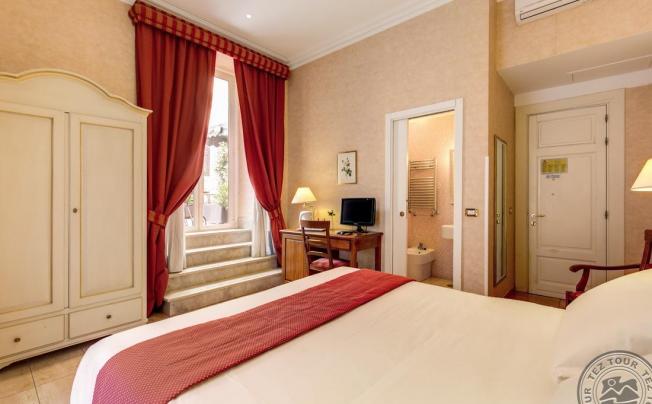 Фото отеля Roma Termini Suites