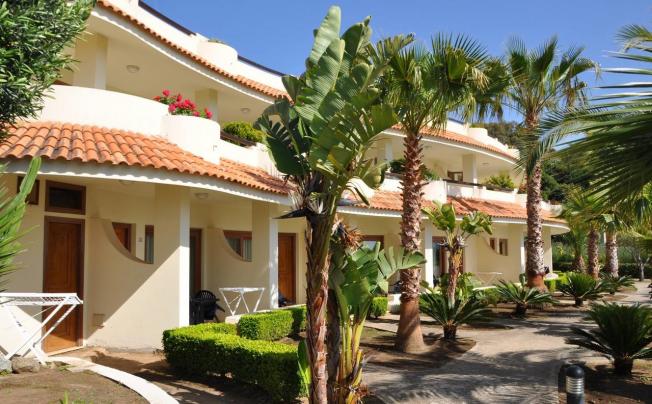 Фото отеля Hotel Scoglio Del Leone