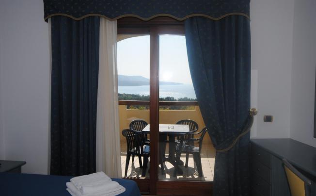 Фото отеля Hotel Scoglio Del Leone