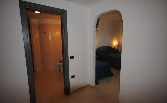 Фото отеля Hotel Scoglio Del Leone