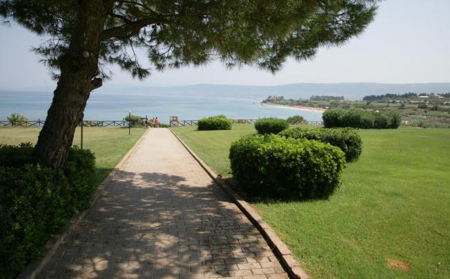 Фото отеля Hotel Villaggio Baia Della Rocchetta