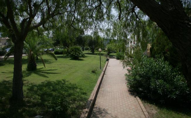 Фото отеля Hotel Villaggio Baia Della Rocchetta