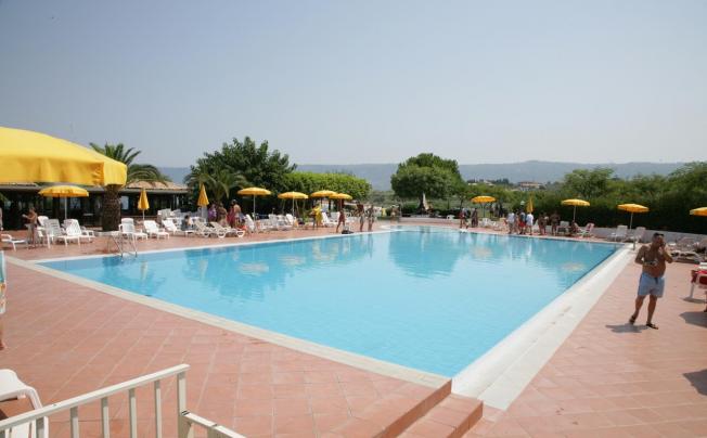 Фото отеля Hotel Villaggio Baia Della Rocchetta