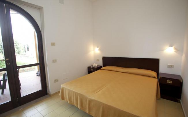 Фото отеля Hotel Villaggio Baia Della Rocchetta