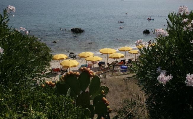 Фото отеля Hotel Villaggio Baia Della Rocchetta