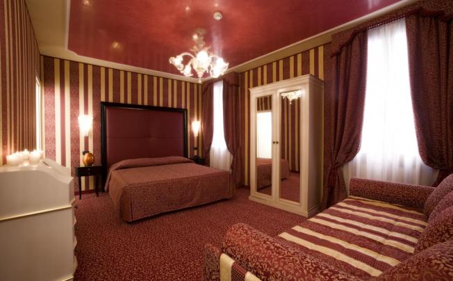 Фото отеля Alcyone Hotel