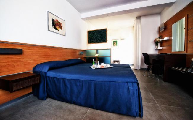 Фото отеля Bella Venezia Mare Hotel