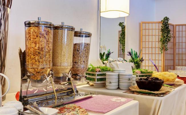 Фото отеля Aris Garden Hotel
