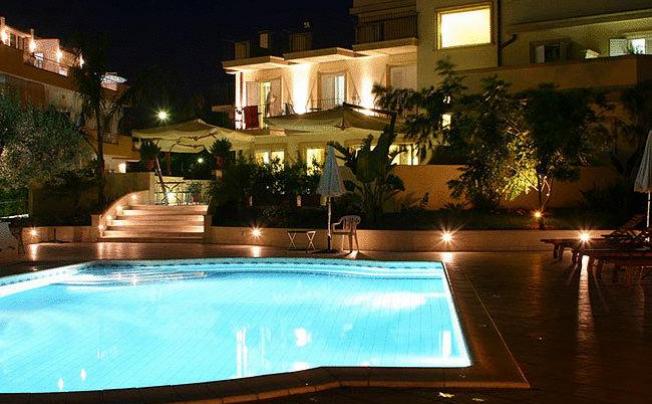 Фото отеля Villa Daphne