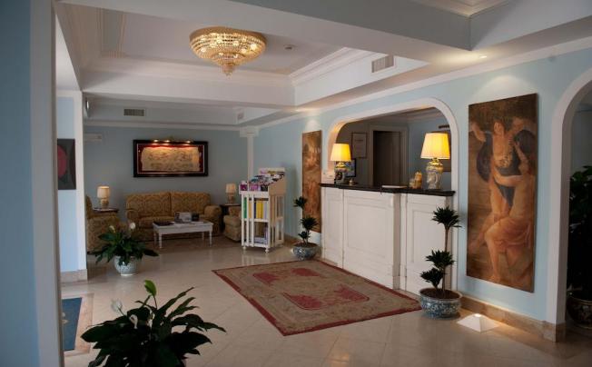 Фото отеля Villa Daphne