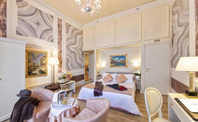 Фото отеля Duodo palace