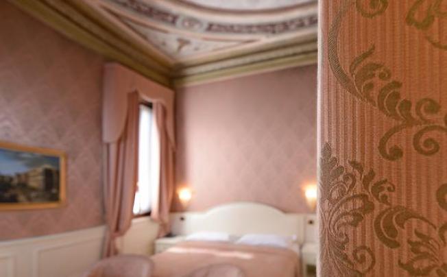 Фото отеля Duodo palace