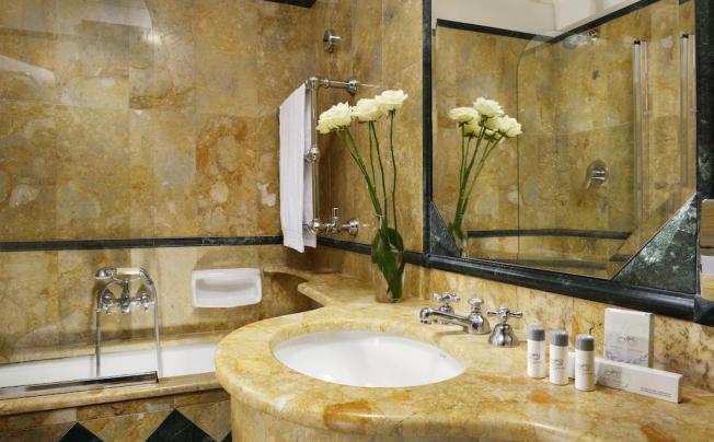 Фото отеля Savoy
