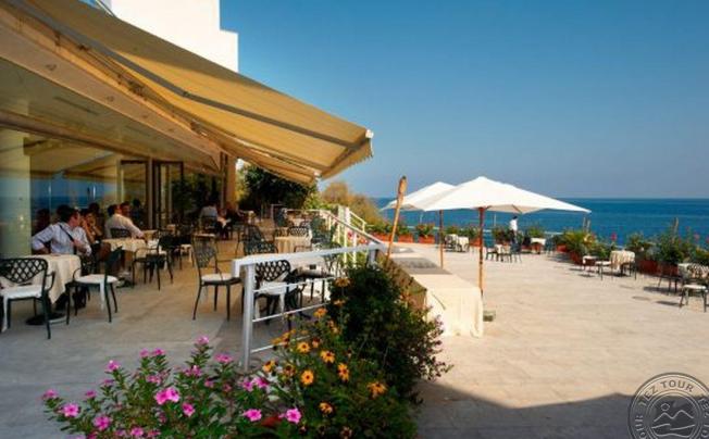 Фото отеля SPLENDID LA TORRE HOTEL 