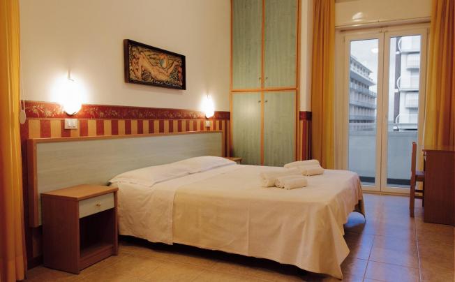 Фото отеля Hotel plaza