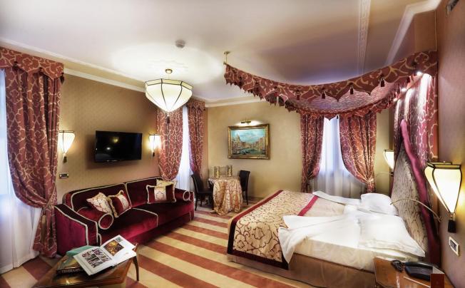 Фото отеля Ai Mori d'Oriente Hotel