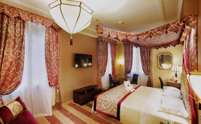 Фото отеля Ai Mori d'Oriente Hotel