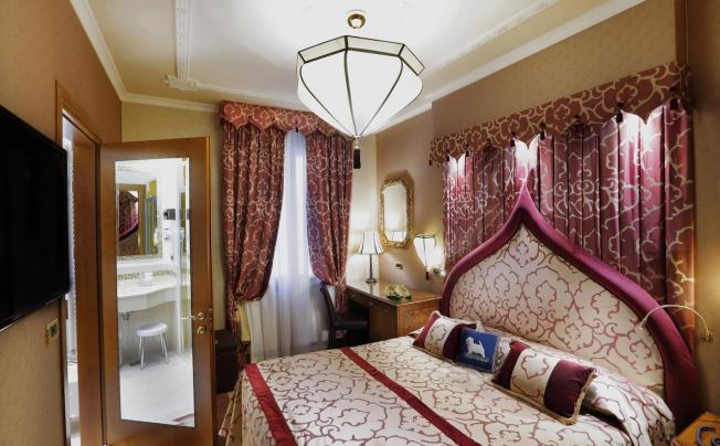 Фото отеля Ai Mori d'Oriente Hotel