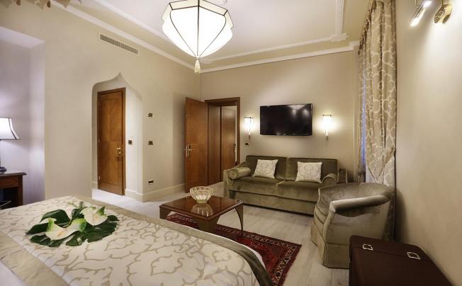 Фото отеля Ai Mori d'Oriente Hotel