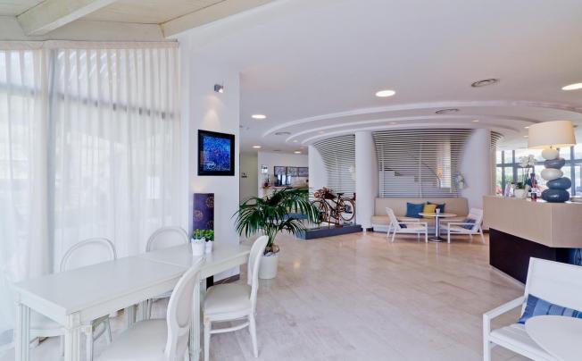 Фото отеля Riviera Dei Fiori Hotel