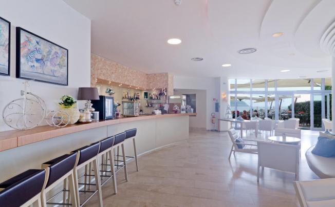 Фото отеля Riviera Dei Fiori Hotel