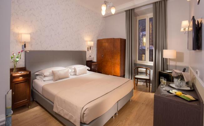 Фото отеля Alexandra Hotel Rome