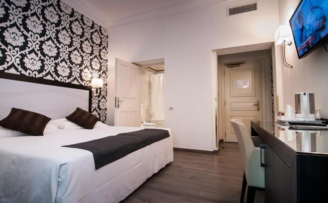 Фото отеля Alexandra Hotel Rome