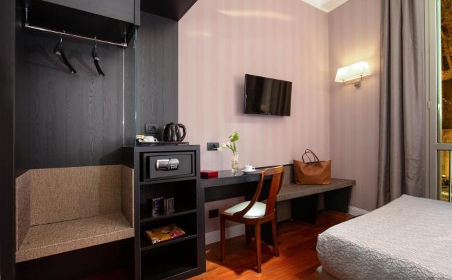 Фото отеля Alexandra Hotel Rome