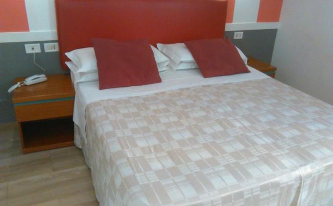 Фото отеля Center 1 & 2 Hotel