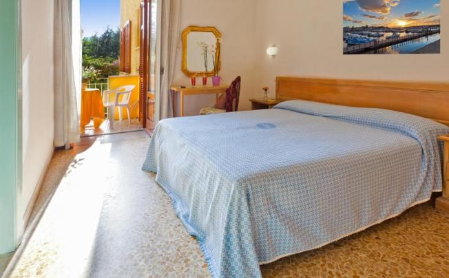 Фото отеля Cleopatra Hotel