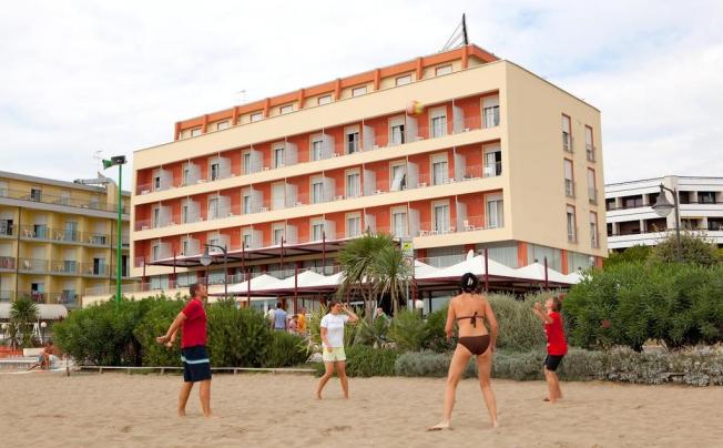 Фото отеля Hotel Columbus