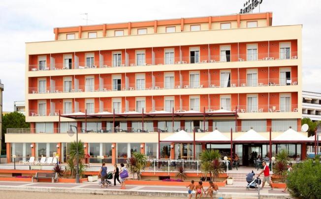 Фото отеля Hotel Columbus