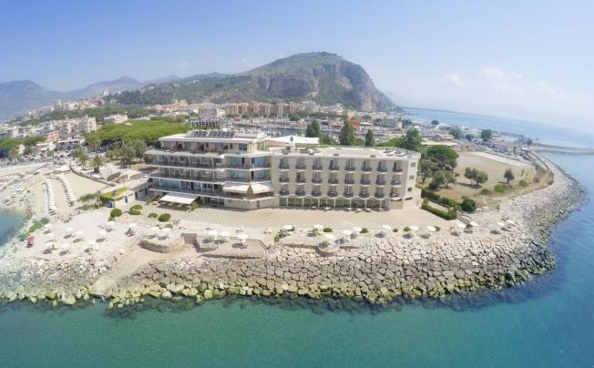 Фото отеля Grand Hotel L`approdo 