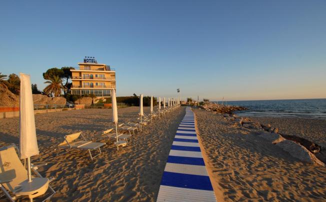 Фото отеля GRAND HOTEL L`APPRODO 