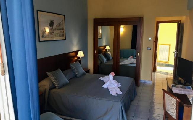 Фото отеля GRAND HOTEL L`APPRODO 