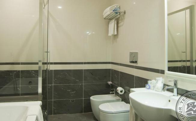 Фото отеля iH Hotels Roma Dei Borgia