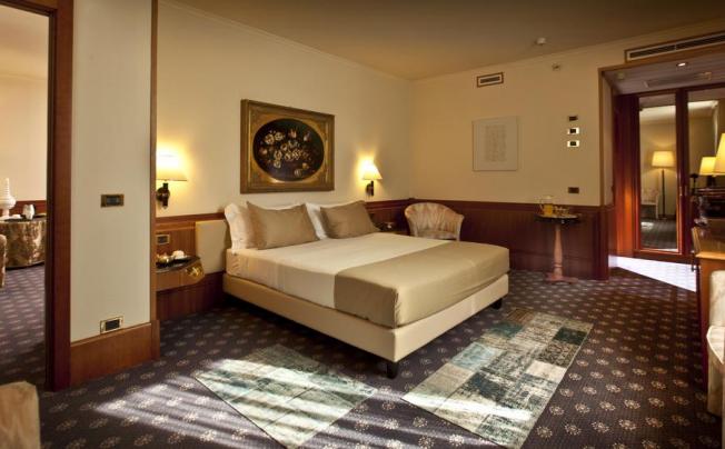 Фото отеля Leon D Oro Hotel