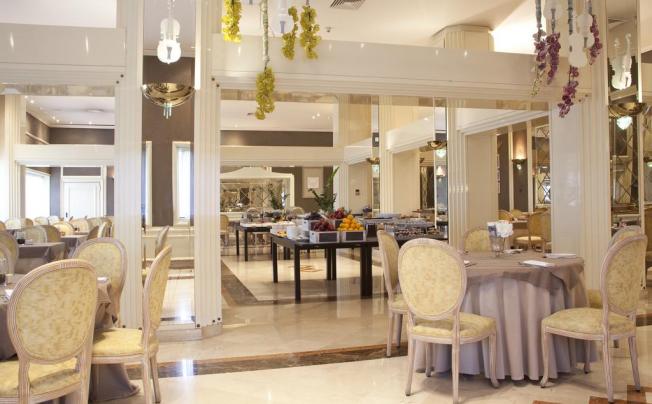 Фото отеля Leon D Oro Hotel