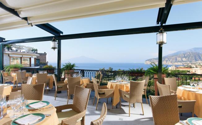Фото отеля Grand hotel capodimonte