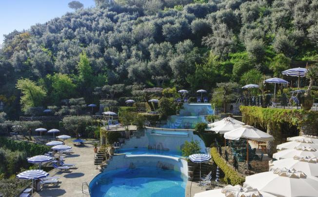 Фото отеля Grand hotel capodimonte